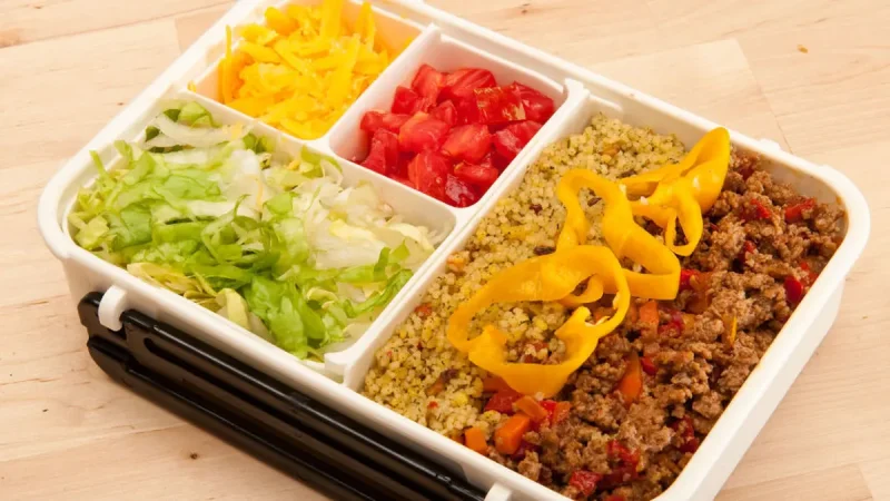 Kreasi Makan Siang Lezat Untuk Dibawa Ke Kantor