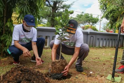 Merawat Bumi: Langkah Kecil untuk Perubahan Besar