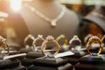Cara Menjual Perhiasan Emas Agar Tidak Rugi