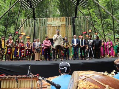 Studi Budaya: Tradisi Dari Berbagai Daerah Nusantara