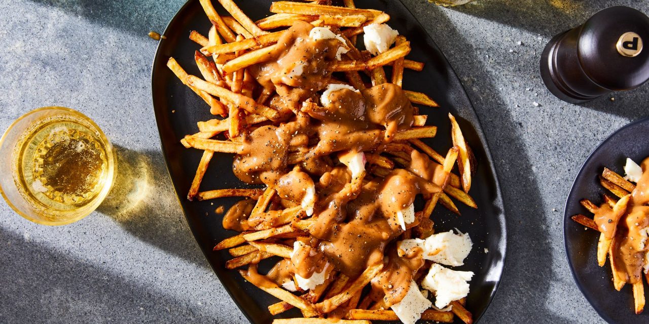 Makanan Poutine Hidangan Nikmat Dan Lezat Khas Kanada