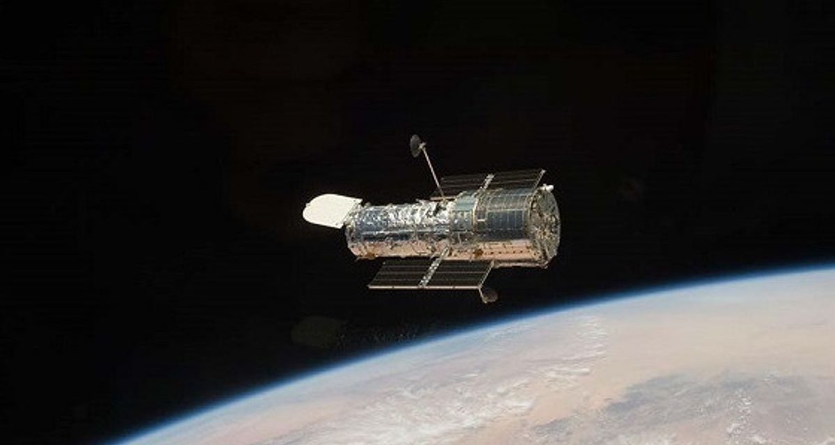 Teleskop Hubble Jendela Menuju Alam Semesta