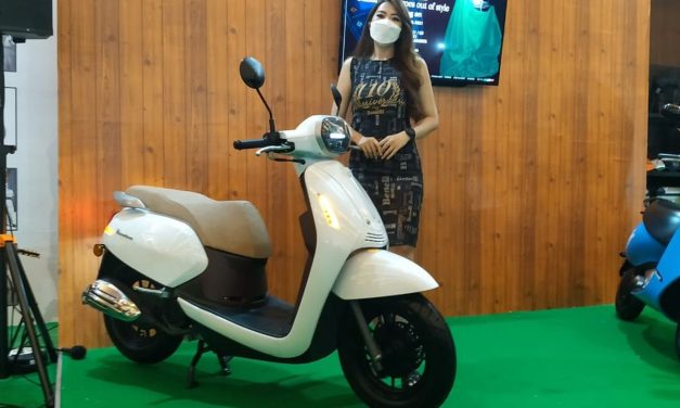 Benelli Panarea, Skuter Retro Dengan Sentuhan Gaya Klasik