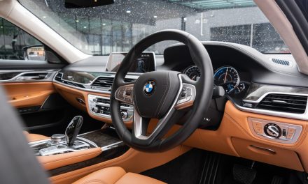 Fitur Yang Biasa Hadir Dalam Mobil Sport