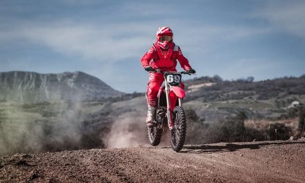 Aksi Ekstrem Motorcross, Antara Keberanian Dan Kecepatan