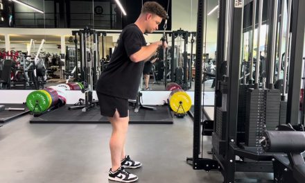 Tricep Pushdown Teknik Efektif Membentuk Lengan Anda