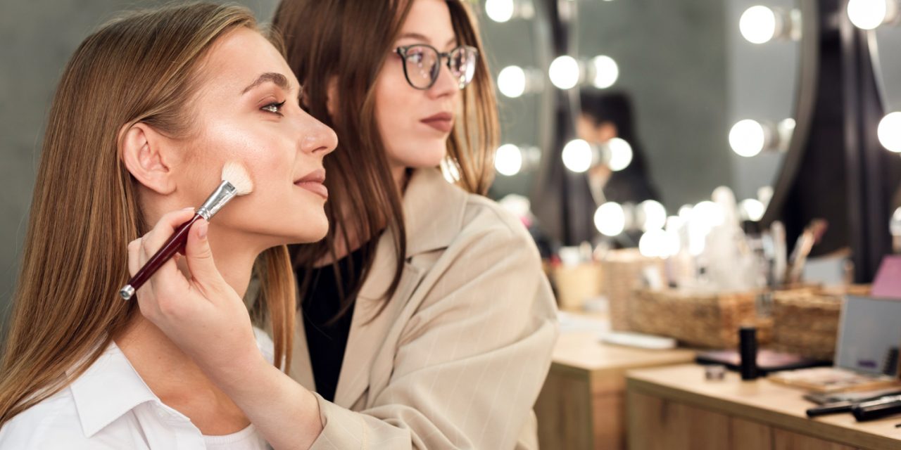 Peluang Karir Yang Menjanjikan Sebagai Jasa Make-up Artist