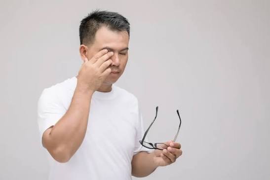 Ketahui Penyebab Mata Silinder, Ini Penjelasan Lengkapnya!