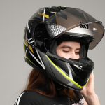 Keunggulan Helm Full Face Menutupi Seluruh Wajah Pengendara